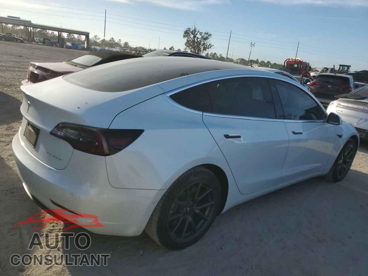 TESLA MODEL 3 2019 - 5YJ3E1EB7KF510574