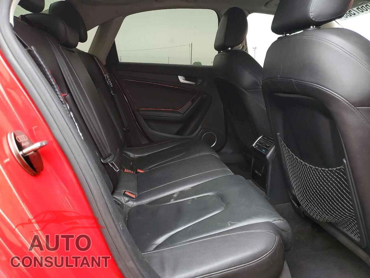 AUDI A4 2011 - WAUEFAFL3BN000637