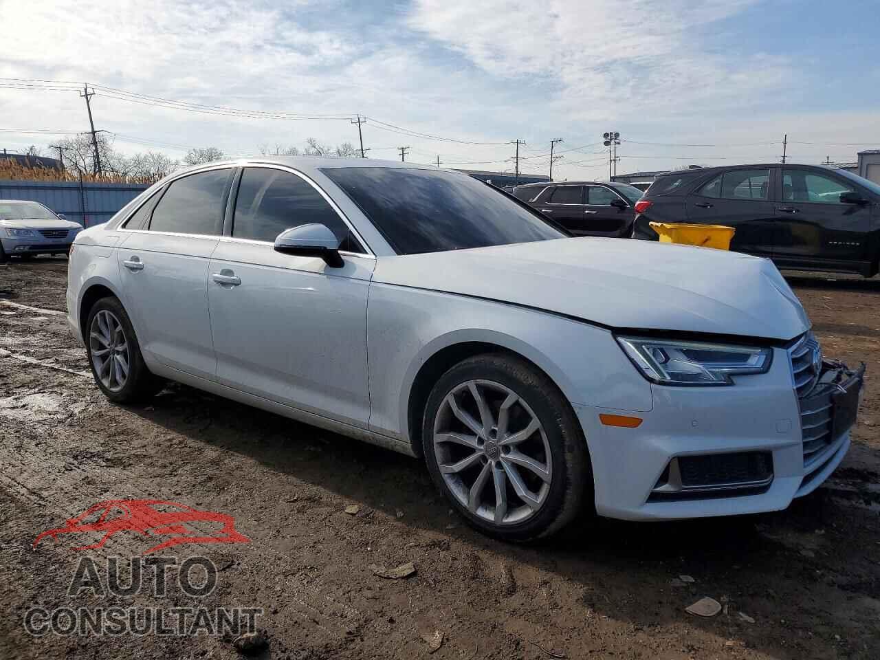 AUDI A4 2019 - WAUHMAF4XKN004552