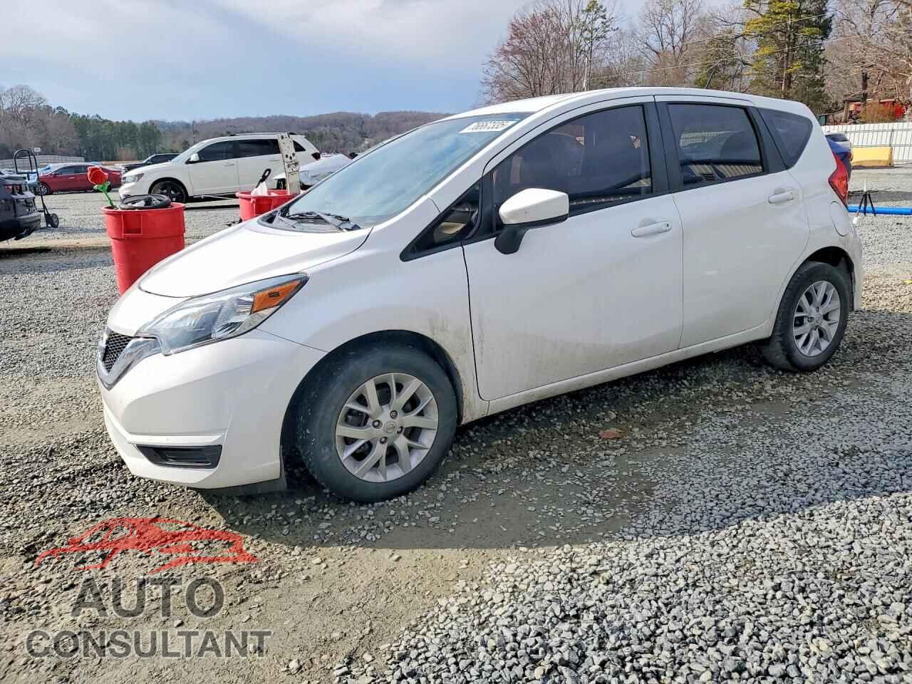 NISSAN VERSA 2017 - 3N1CE2CP3HL370539
