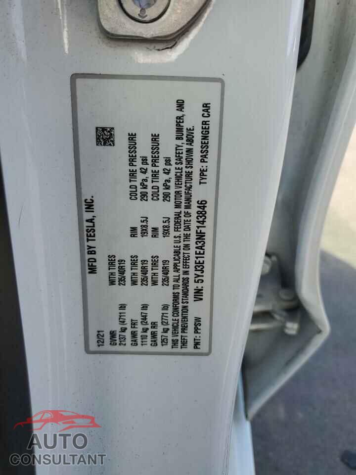 TESLA MODEL 3 2022 - 5YJ3E1EA3NF143846