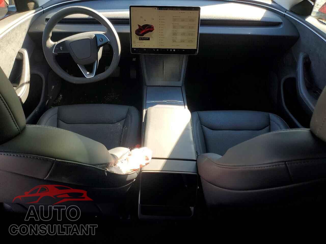TESLA MODEL 3 2024 - 5YJ3E1EB6RF768384