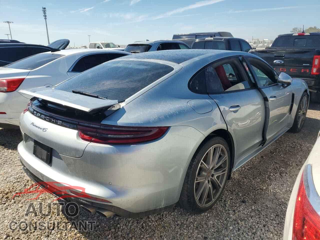 PORSCHE PANAMERA 2018 - WP0AB2A7XJL136500
