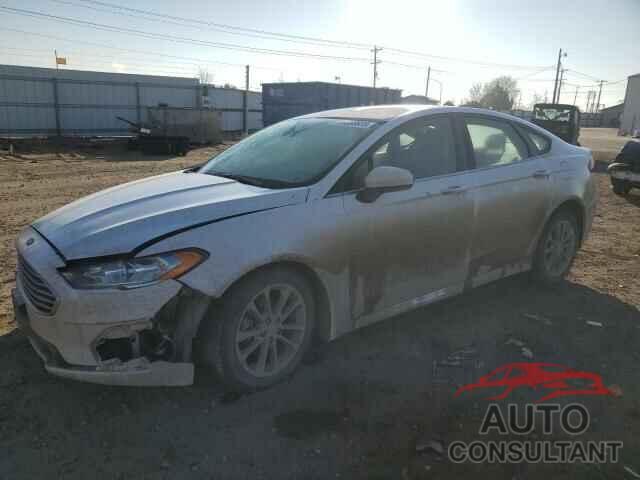 FORD FUSION 2019 - 3FA6P0LU5KR220747