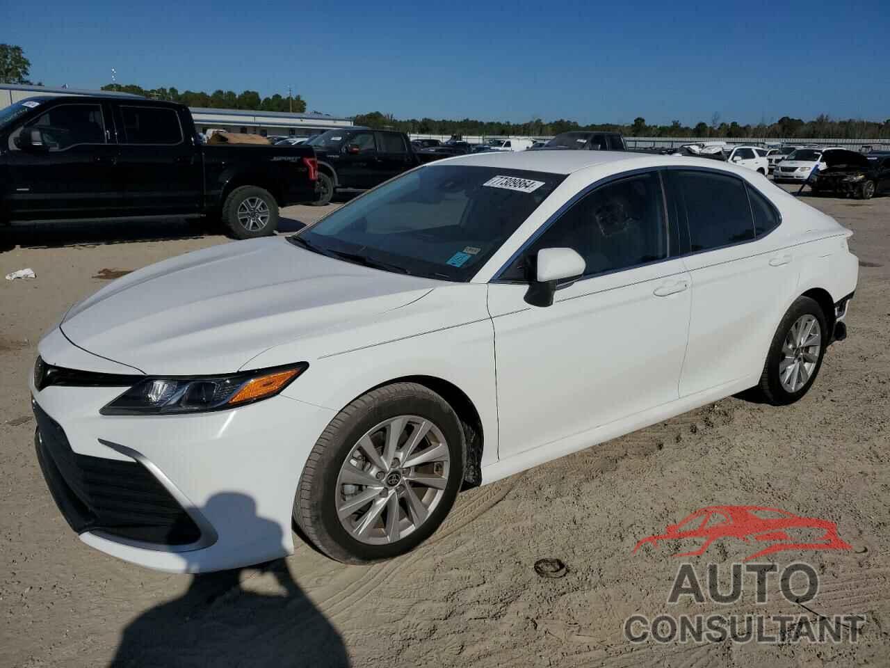 TOYOTA CAMRY 2021 - 4T1C11AKXMU471776