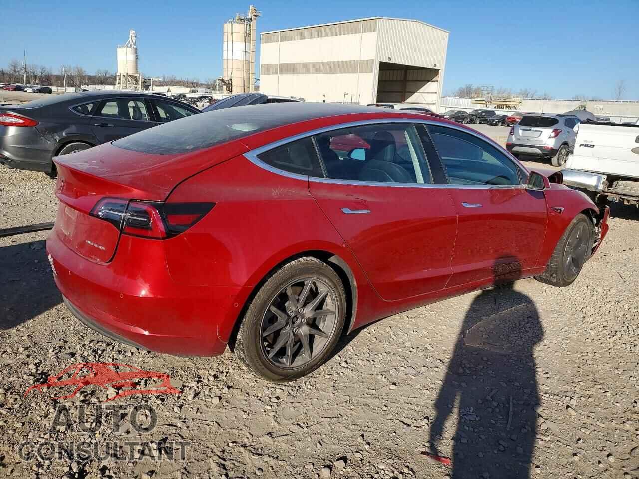 TESLA MODEL 3 2018 - 5YJ3E1EB3JF133661