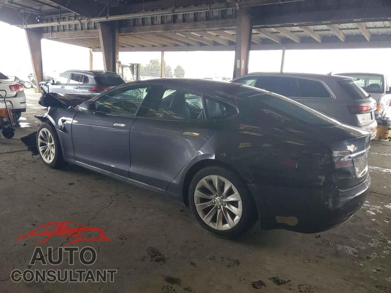 TESLA MODEL S 2017 - 5YJSA1E10HF187122