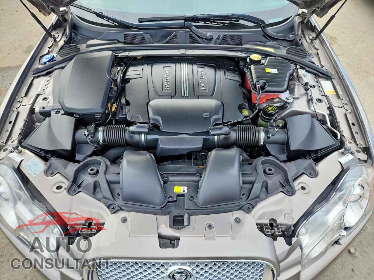 JAGUAR XF 2011 - SAJWA0FB0BLS02825
