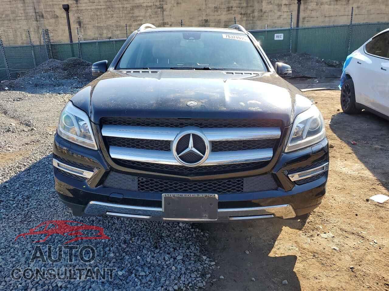 MERCEDES-BENZ GL-CLASS 2013 - 4JGDF7CE4DA187948