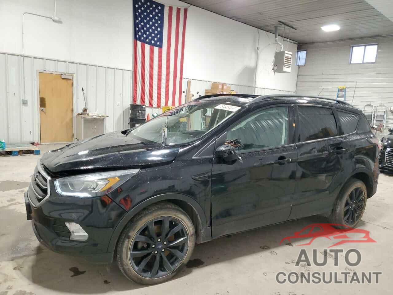 FORD ESCAPE 2017 - 1FMCU9GD2HUB06433