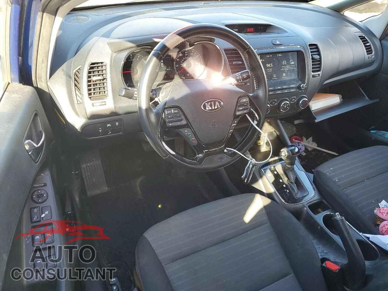 KIA FORTE 2017 - 3KPFL4A77HE024335