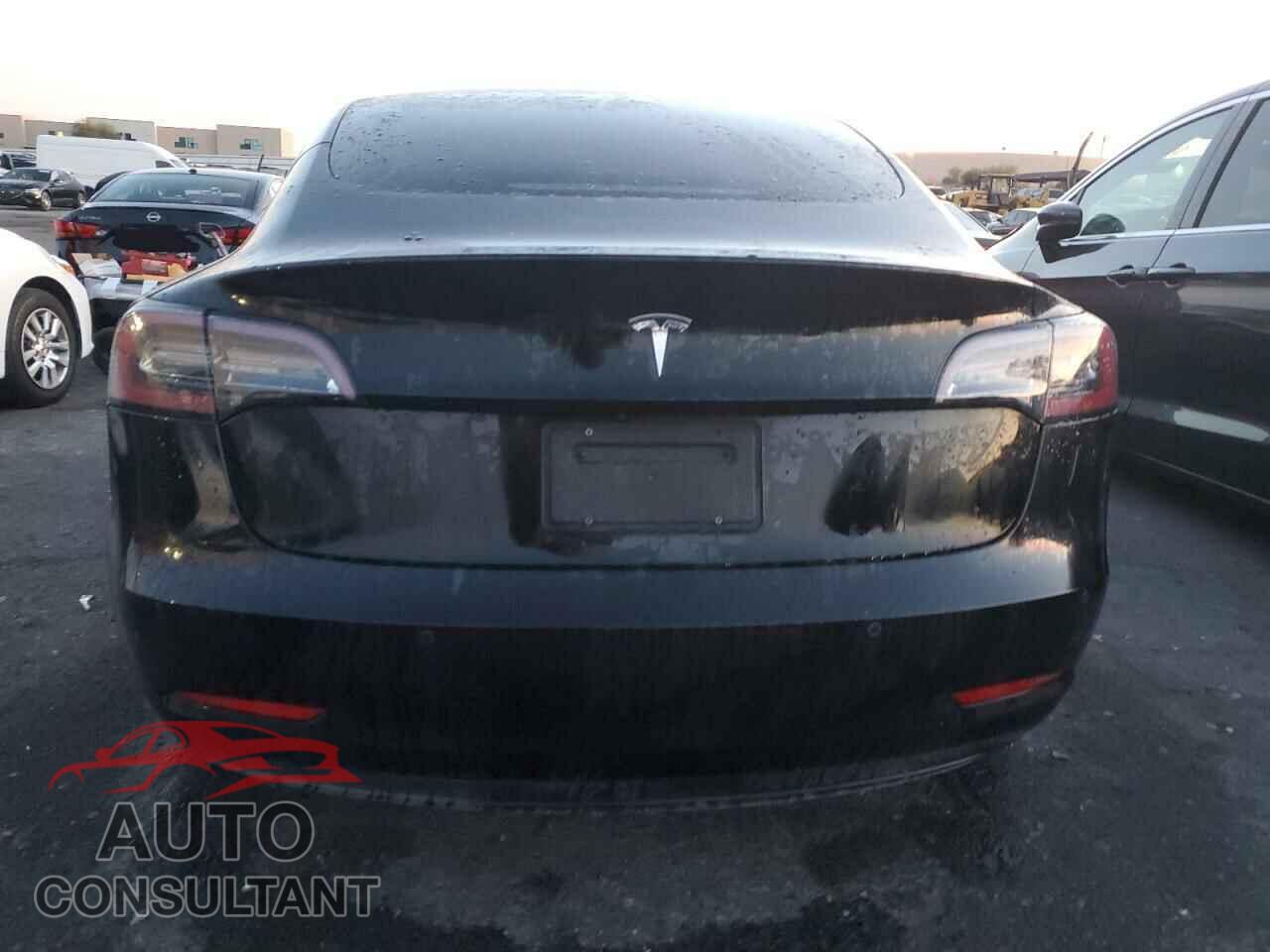 TESLA MODEL 3 2018 - 5YJ3E1EA8JF173080