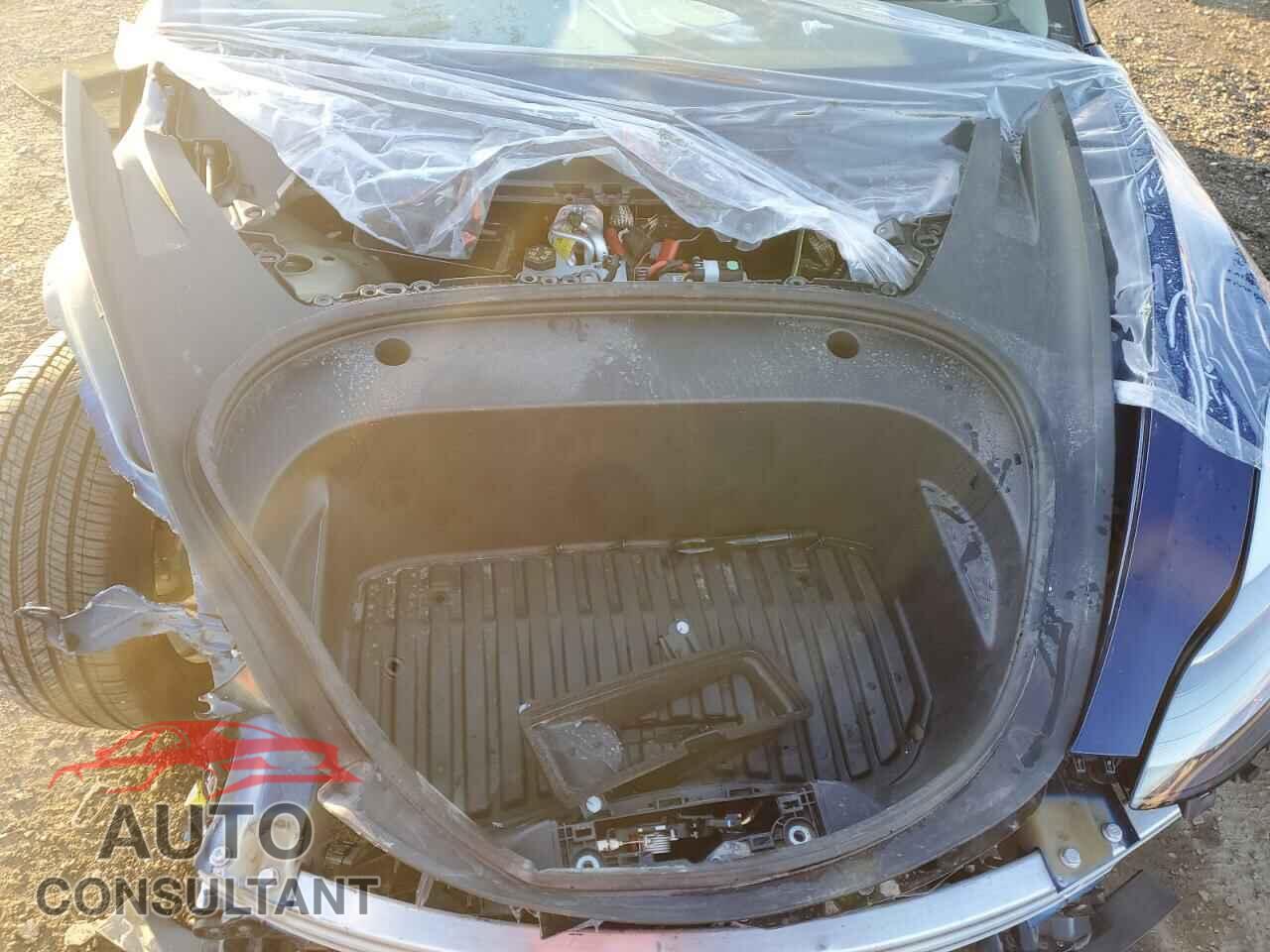 TESLA MODEL 3 2023 - 5YJ3E1EB9PF636474