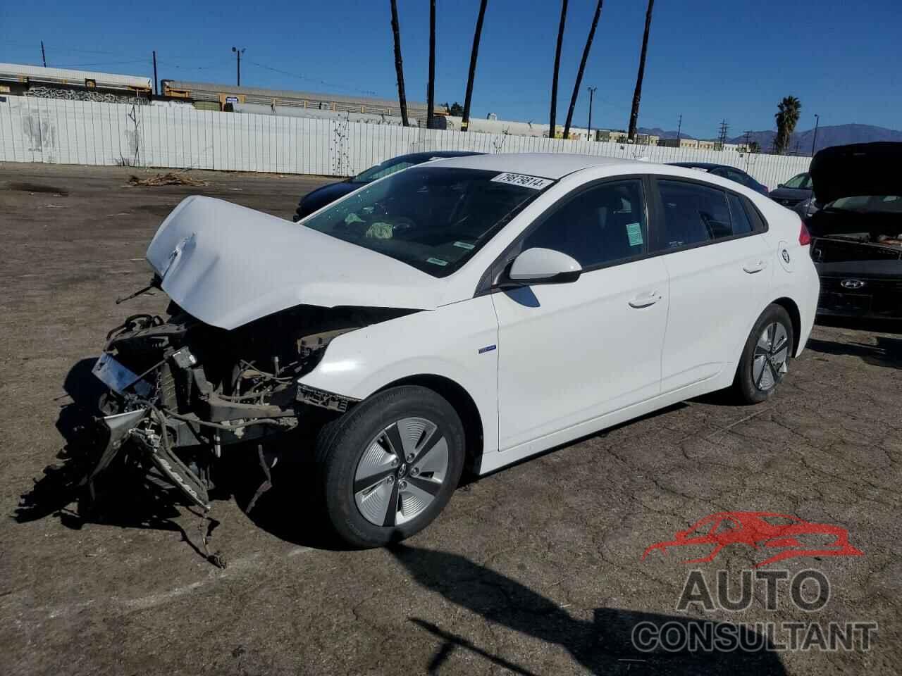 HYUNDAI IONIQ 2017 - KMHC65LC4HU040015