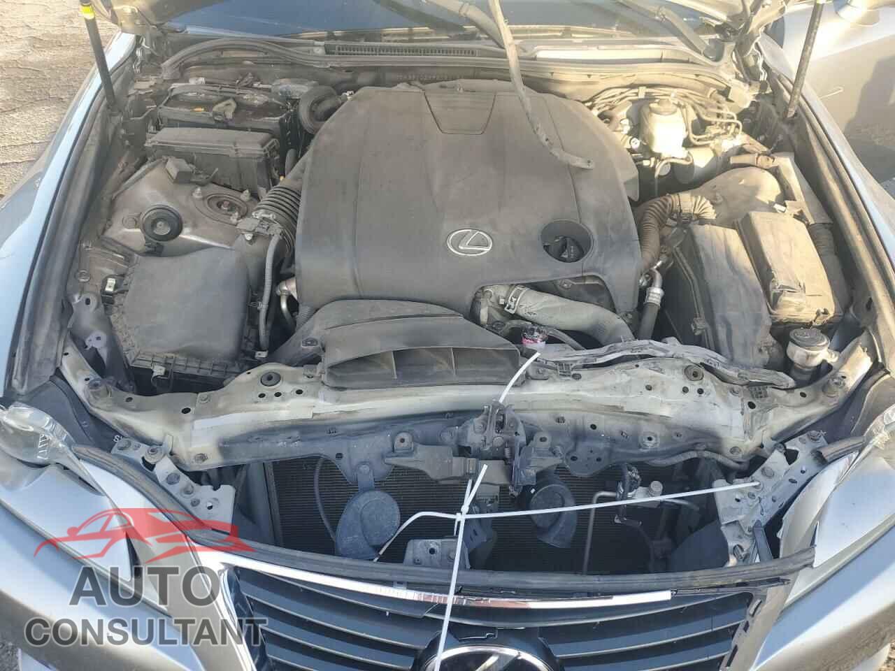 LEXUS IS 2015 - JTHBF1D29F5050186