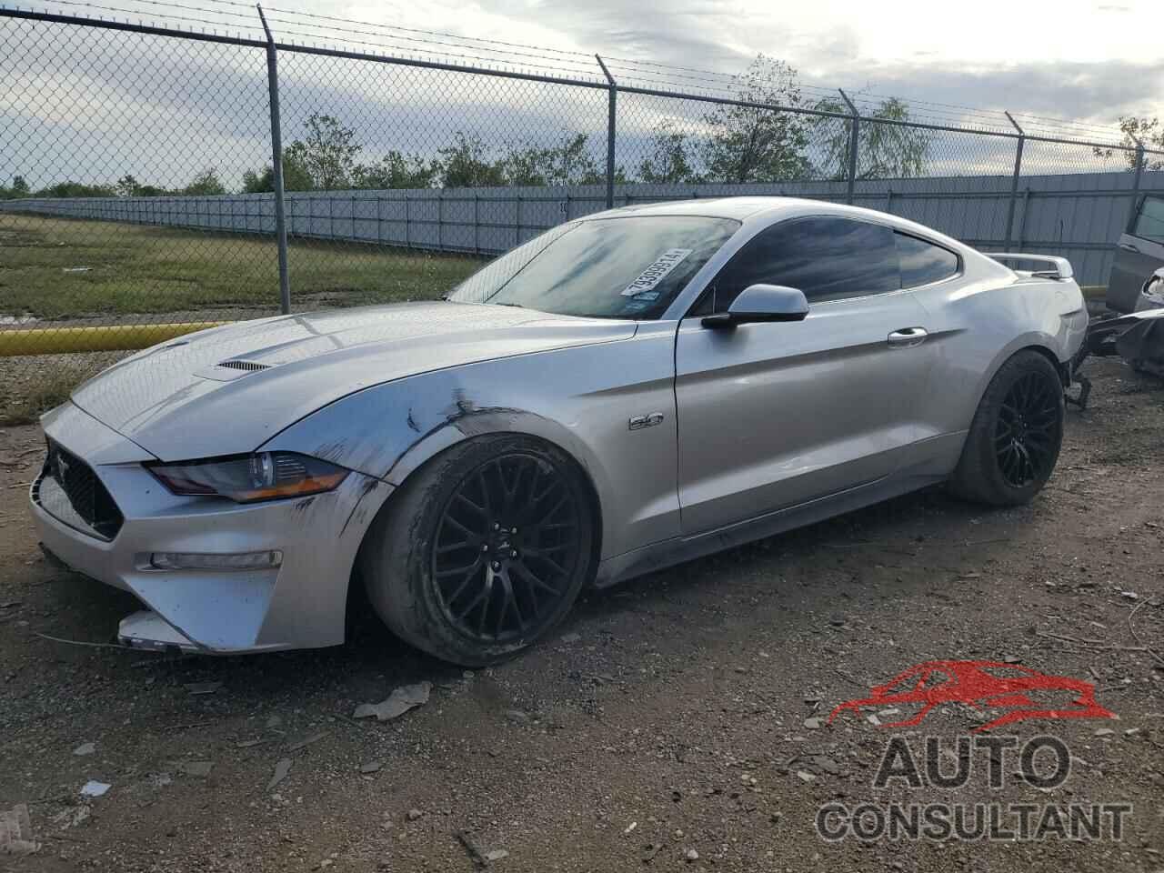 FORD MUSTANG 2018 - 1FA6P8CF0J5177310