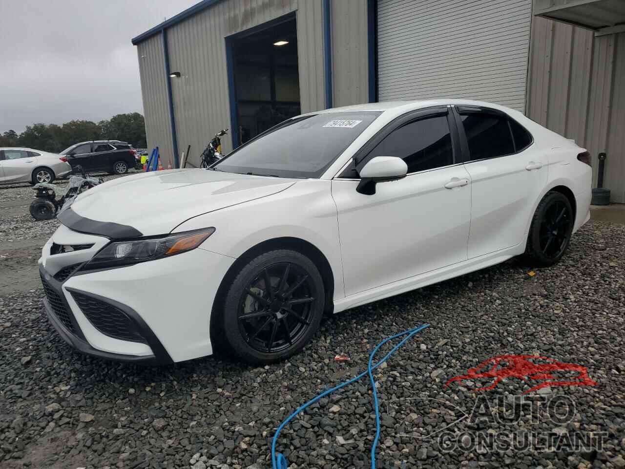 TOYOTA CAMRY 2021 - 4T1G11AK8MU476198