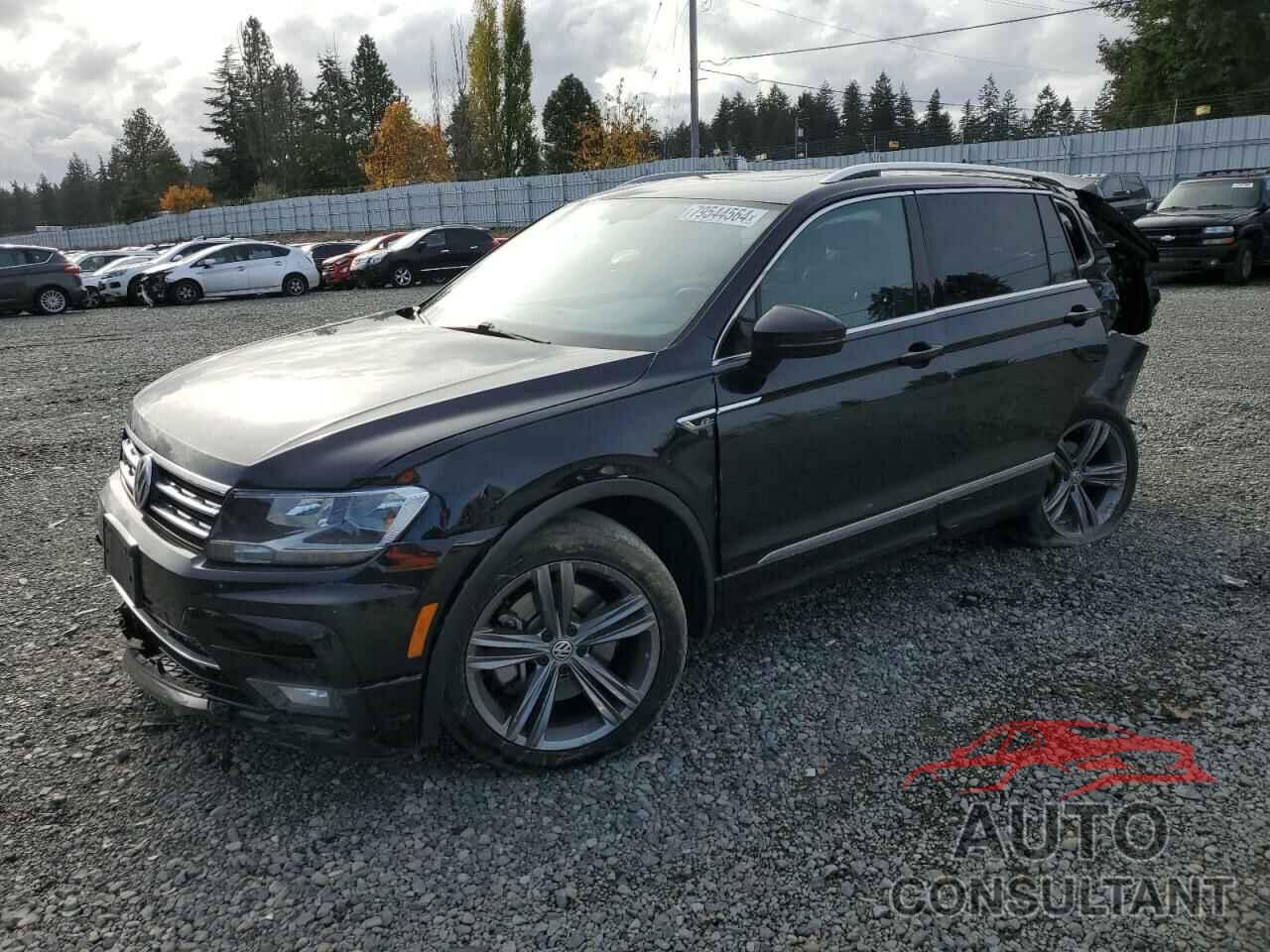 VOLKSWAGEN TIGUAN 2018 - 3VV2B7AX9JM200687