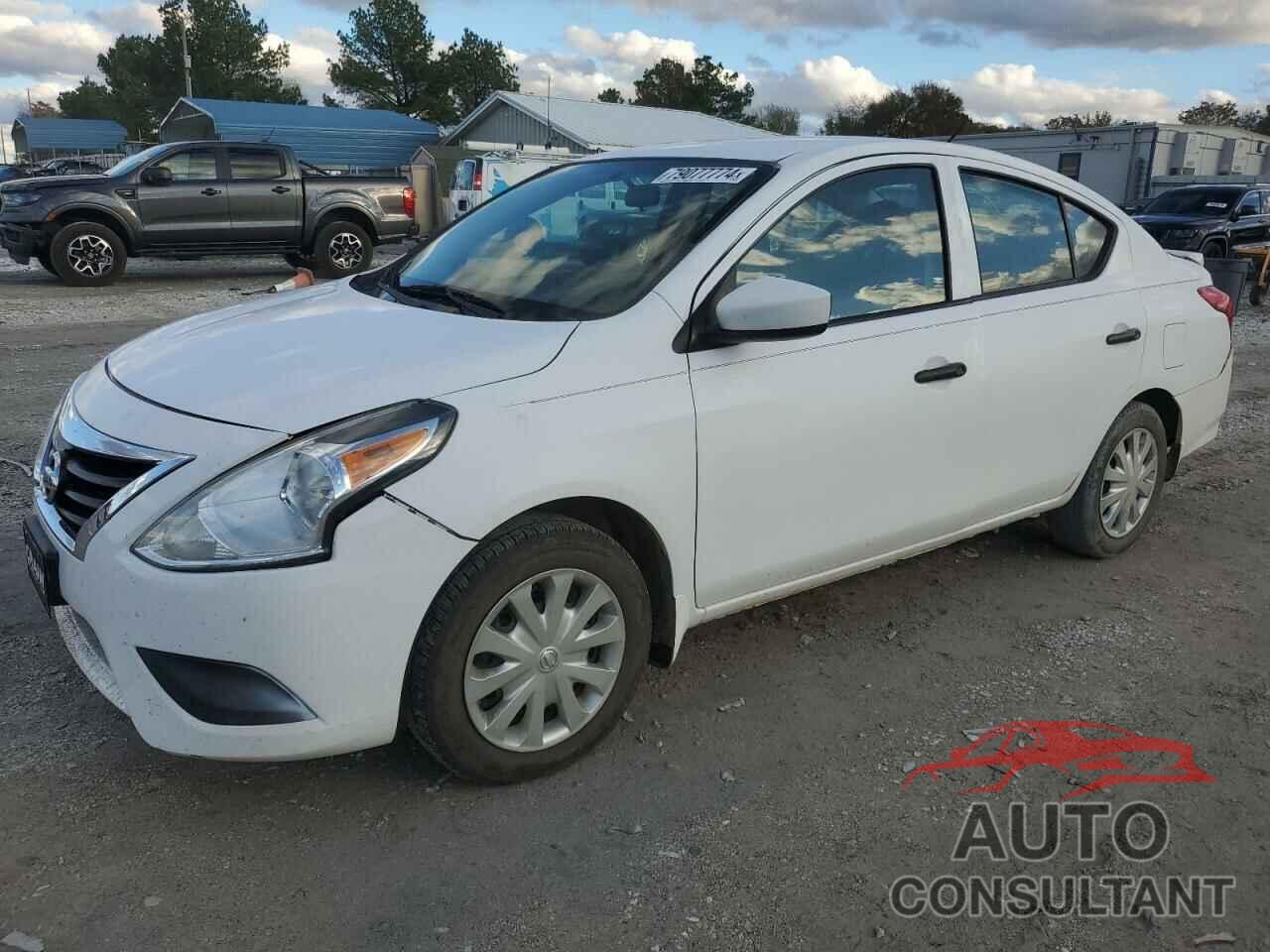 NISSAN VERSA 2017 - 3N1CN7AP3HL849513