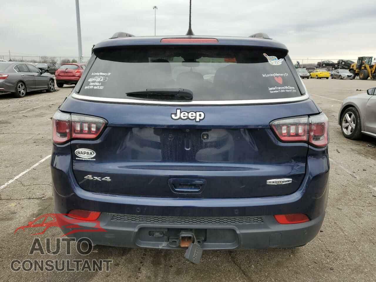 JEEP COMPASS 2018 - 3C4NJDBB3JT241161