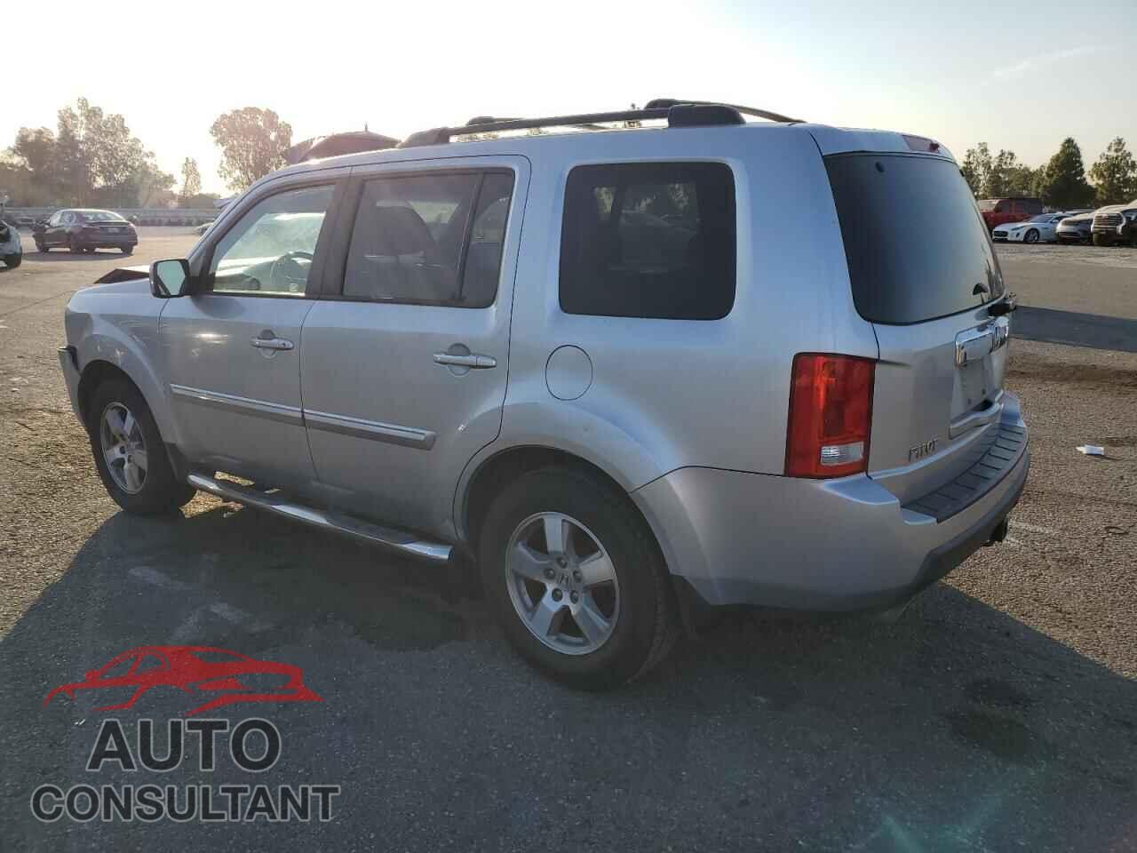 HONDA PILOT 2010 - 5FNYF3H52AB021633