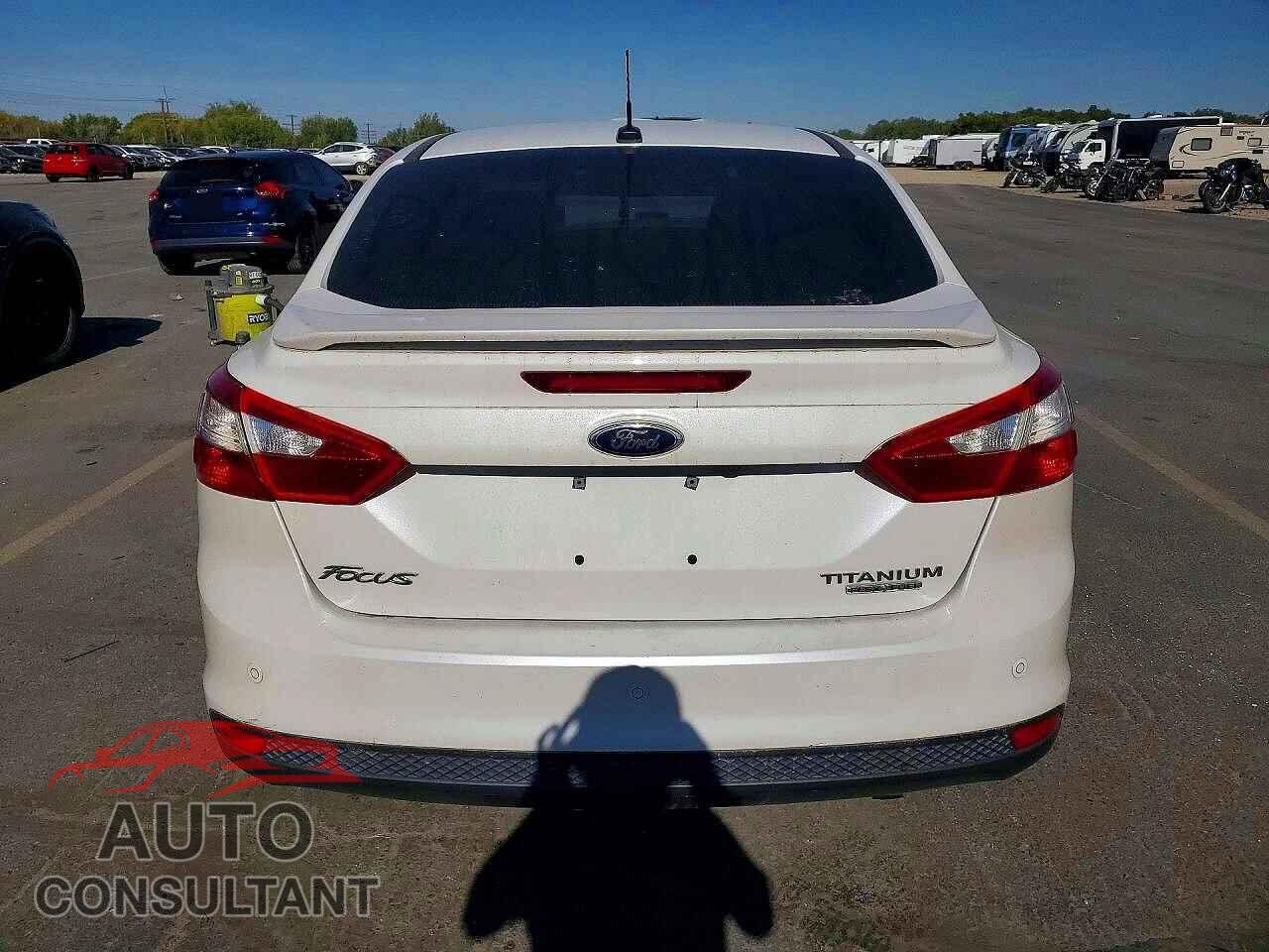 FORD FOCUS 2013 - 1FADP3J26DL210546