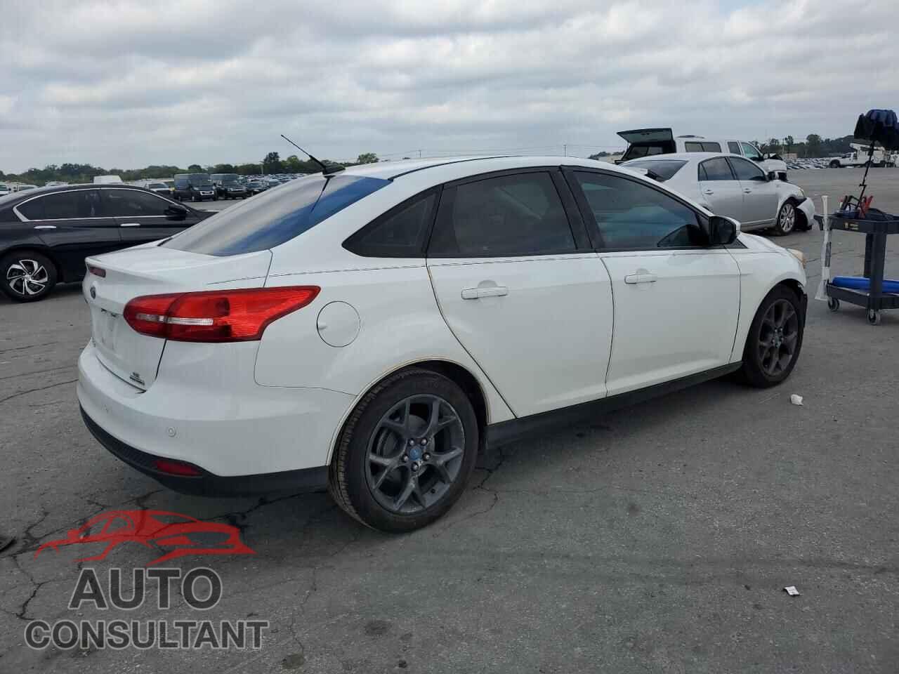 FORD FOCUS 2016 - 1FADP3F27GL385725
