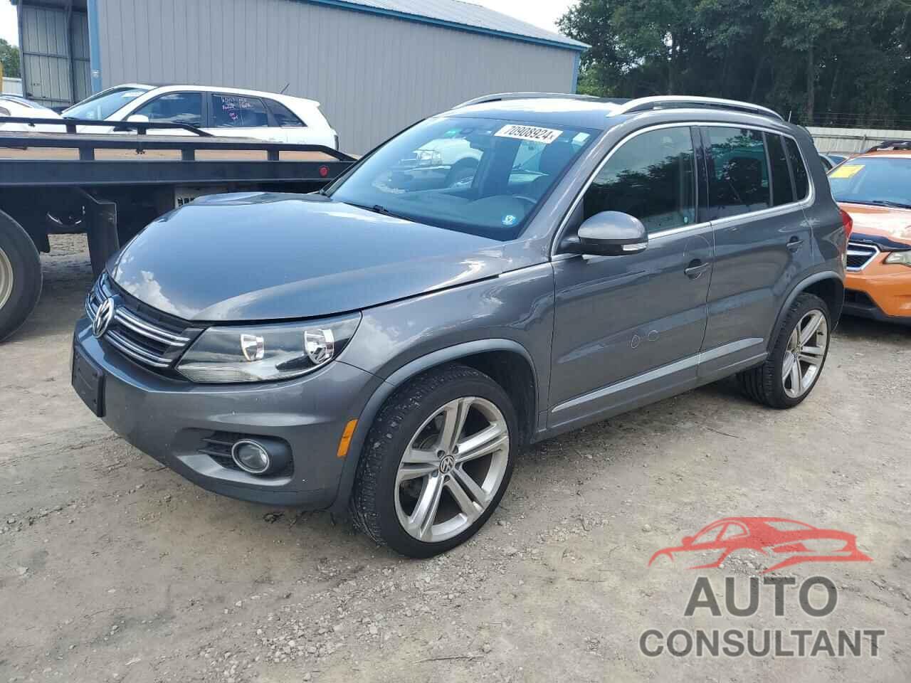 VOLKSWAGEN TIGUAN 2016 - WVGBV7AX5GW611580