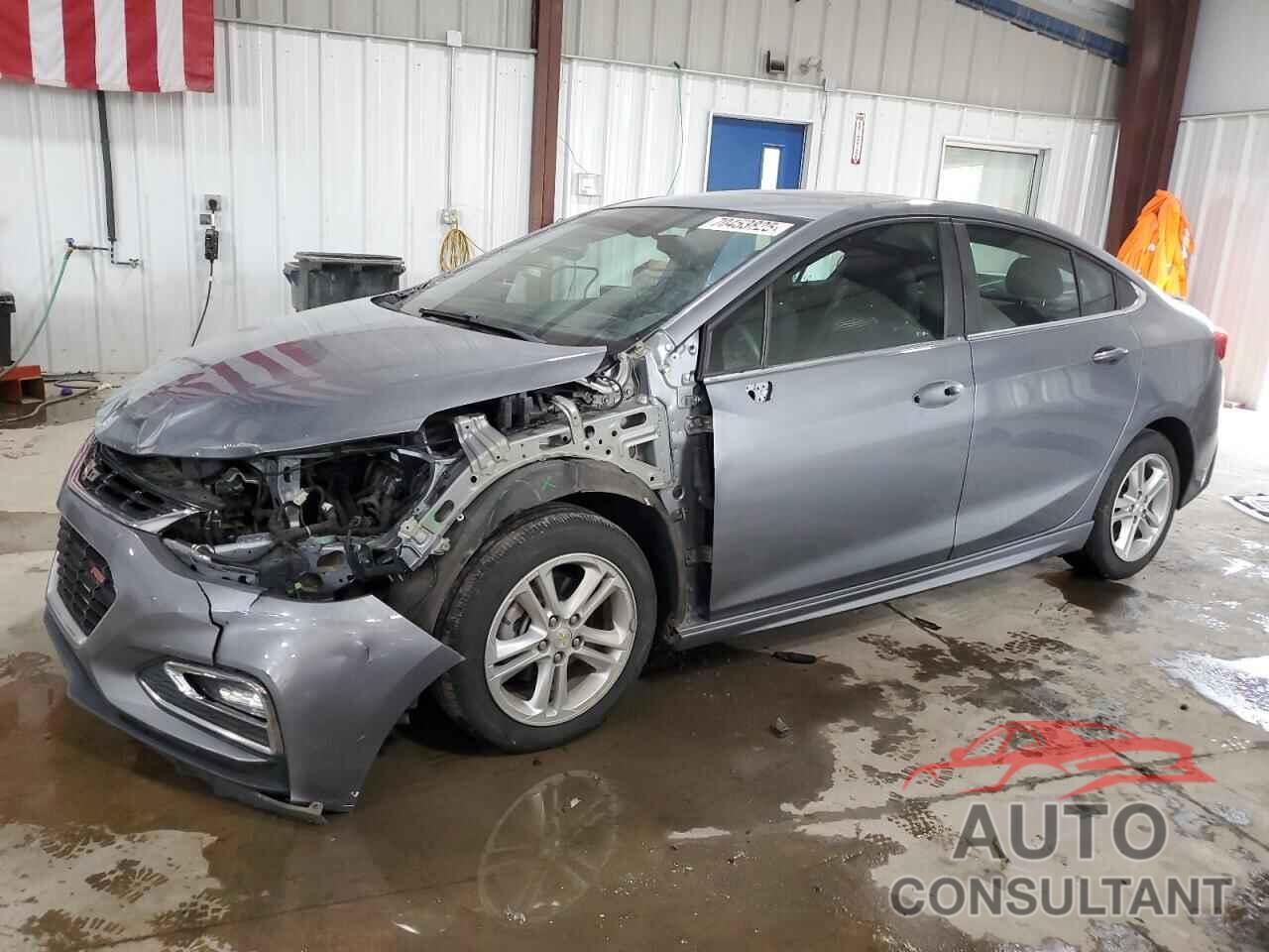 CHEVROLET CRUZE 2018 - 1G1BE5SM0J7133849