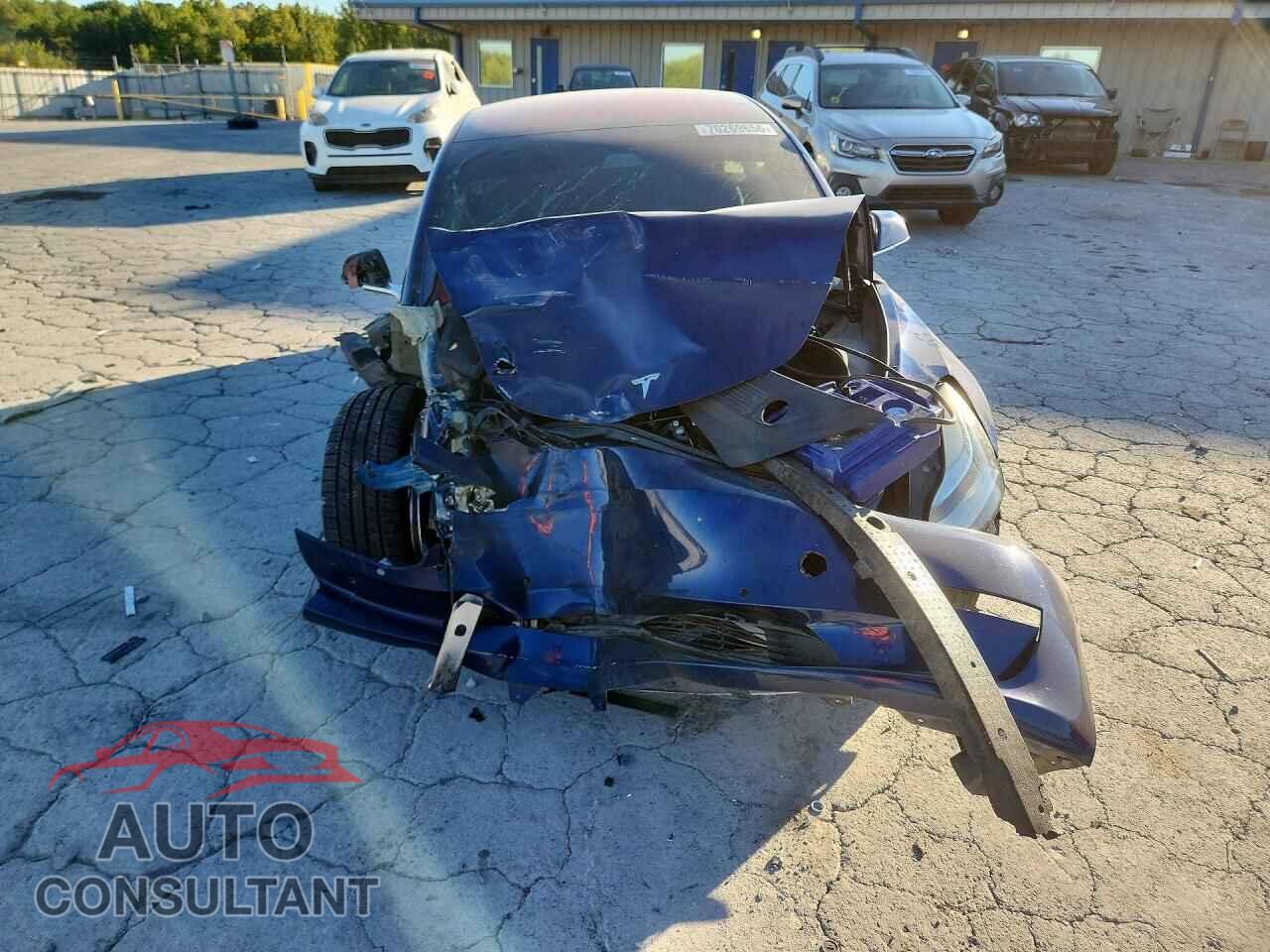 TESLA MODEL 3 2018 - 5YJ3E1EA8JF038424