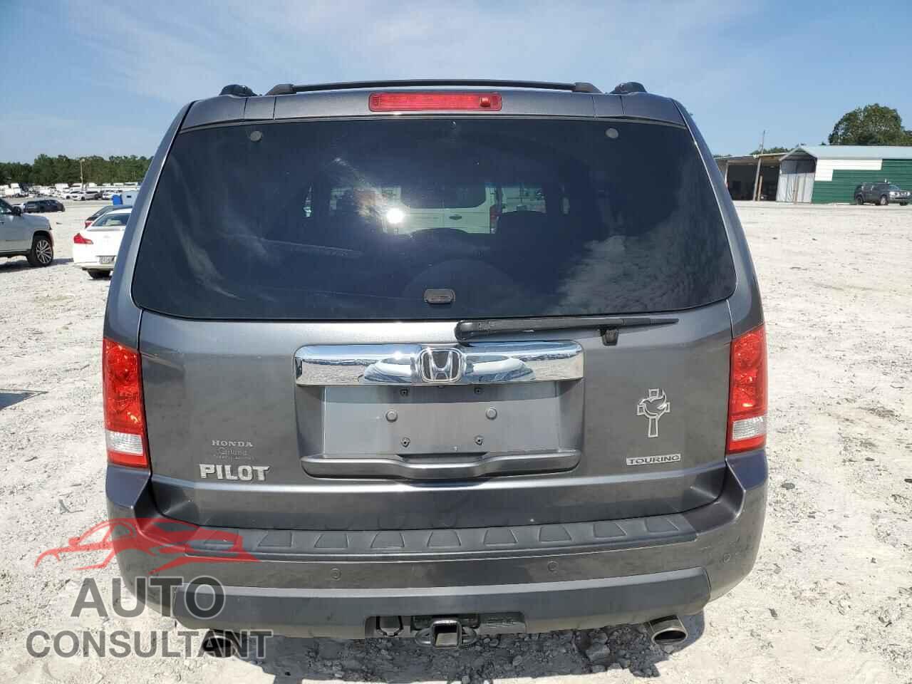 HONDA PILOT 2011 - 5FNYF3H92BB051865