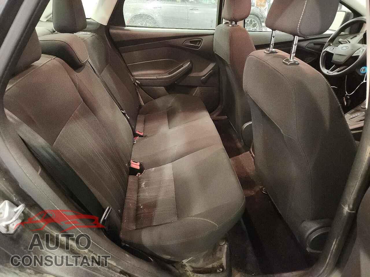 FORD FOCUS 2017 - 1FADP3E2XHL271009