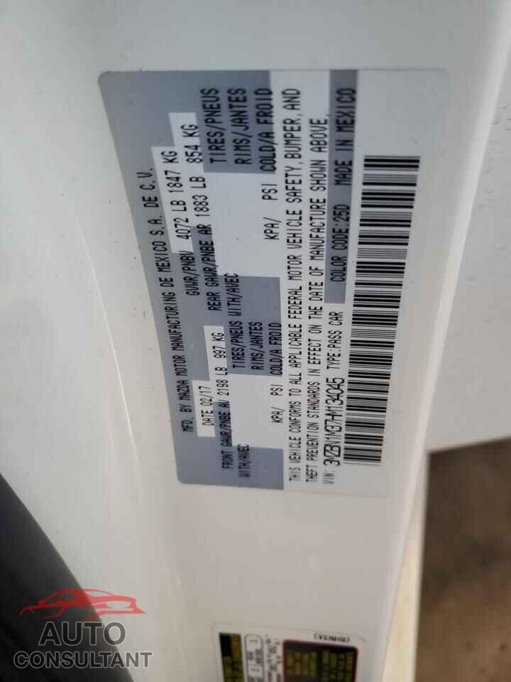 MAZDA 3 2017 - 3MZBN1M37HM134045