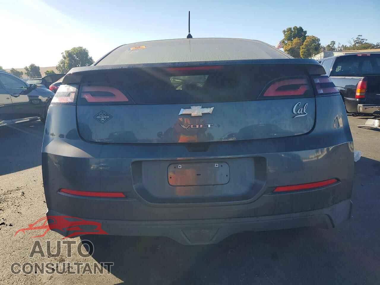 CHEVROLET VOLT 2013 - 1G1RE6E48DU138030
