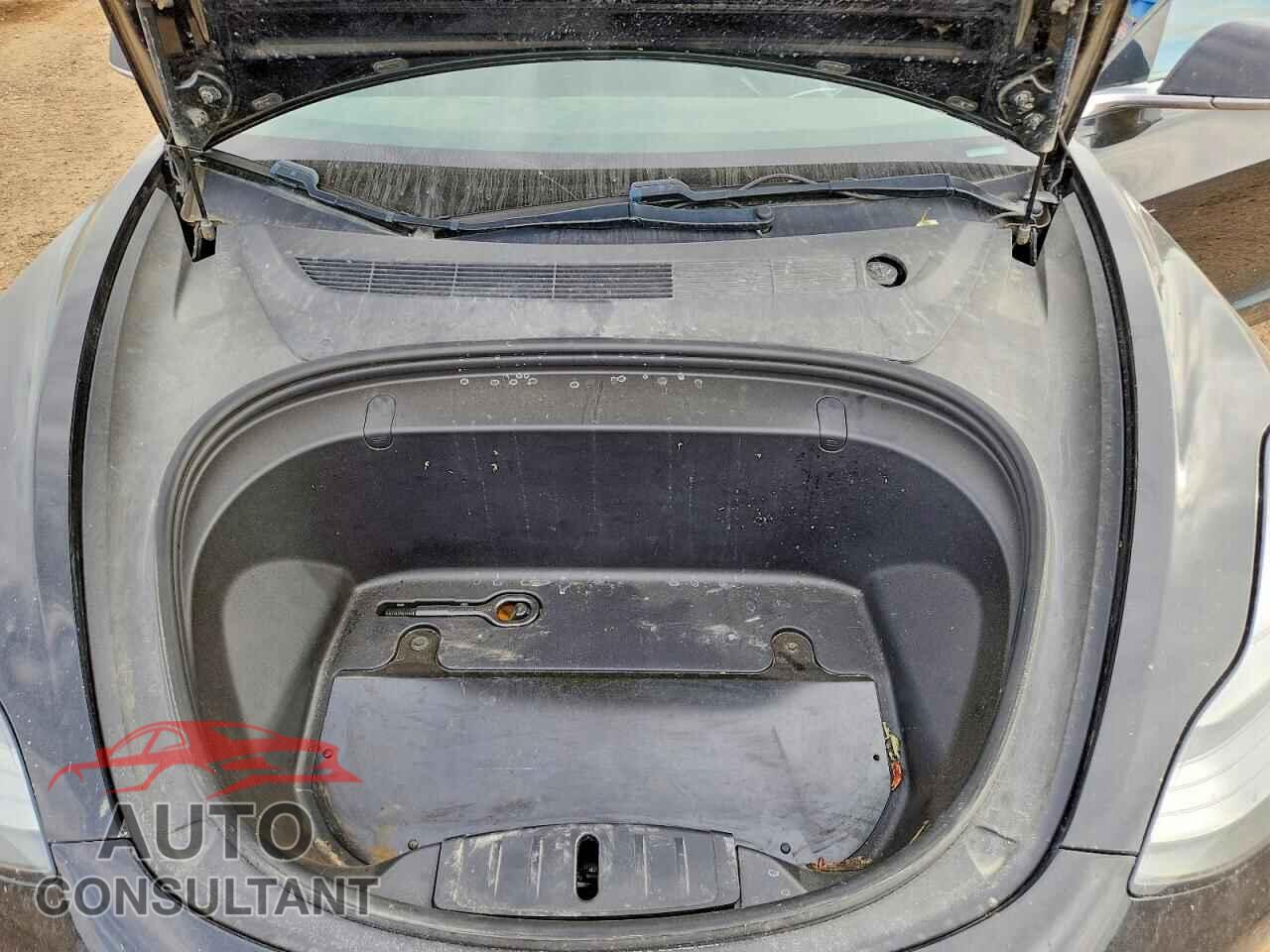 TESLA MODEL 3 2019 - 5YJ3E1EA1KF328697