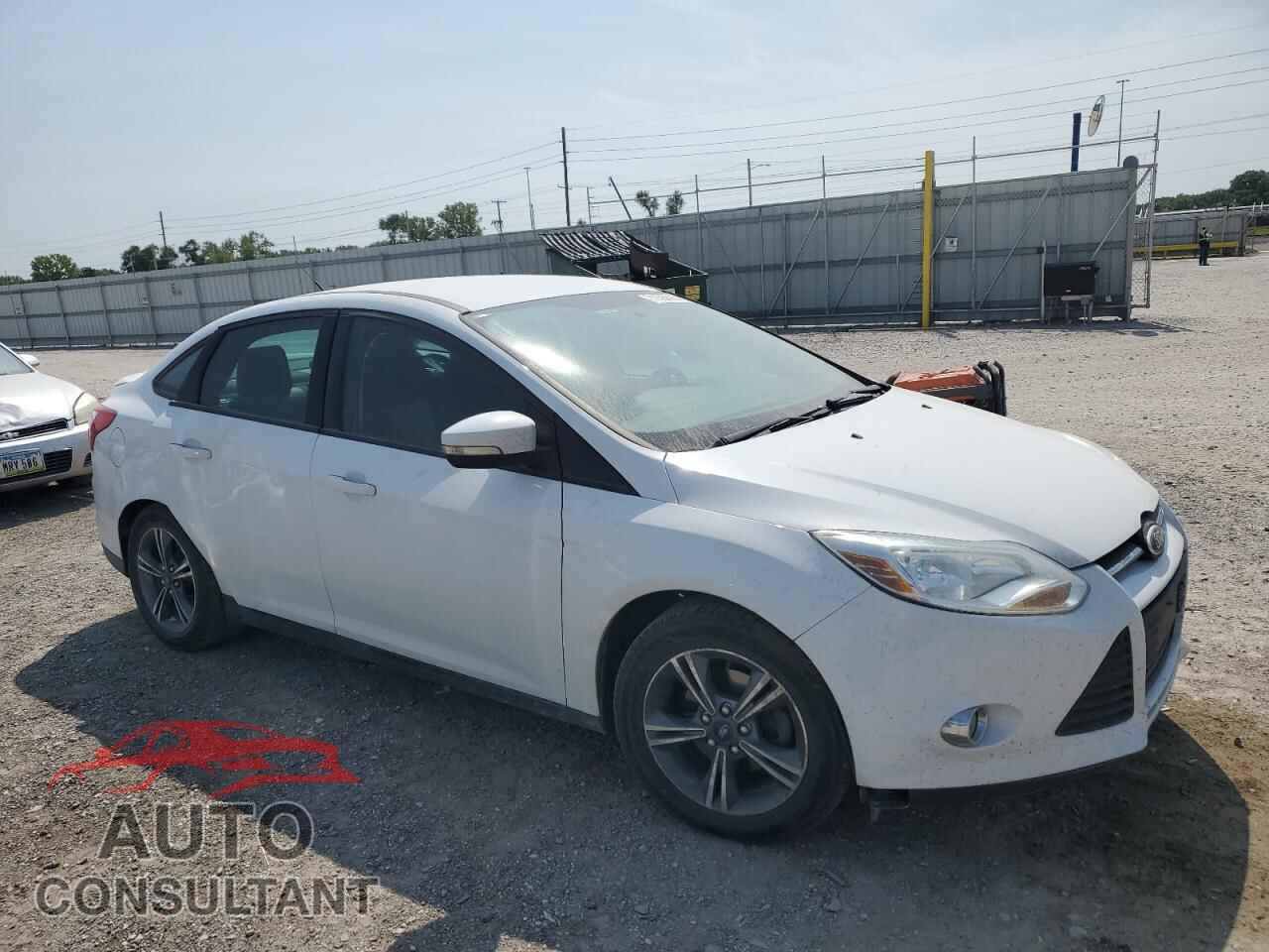 FORD FOCUS 2014 - 1FADP3F20EL217874