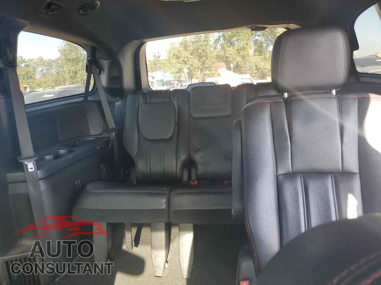 DODGE CARAVAN 2018 - 2C4RDGEG5JR222681