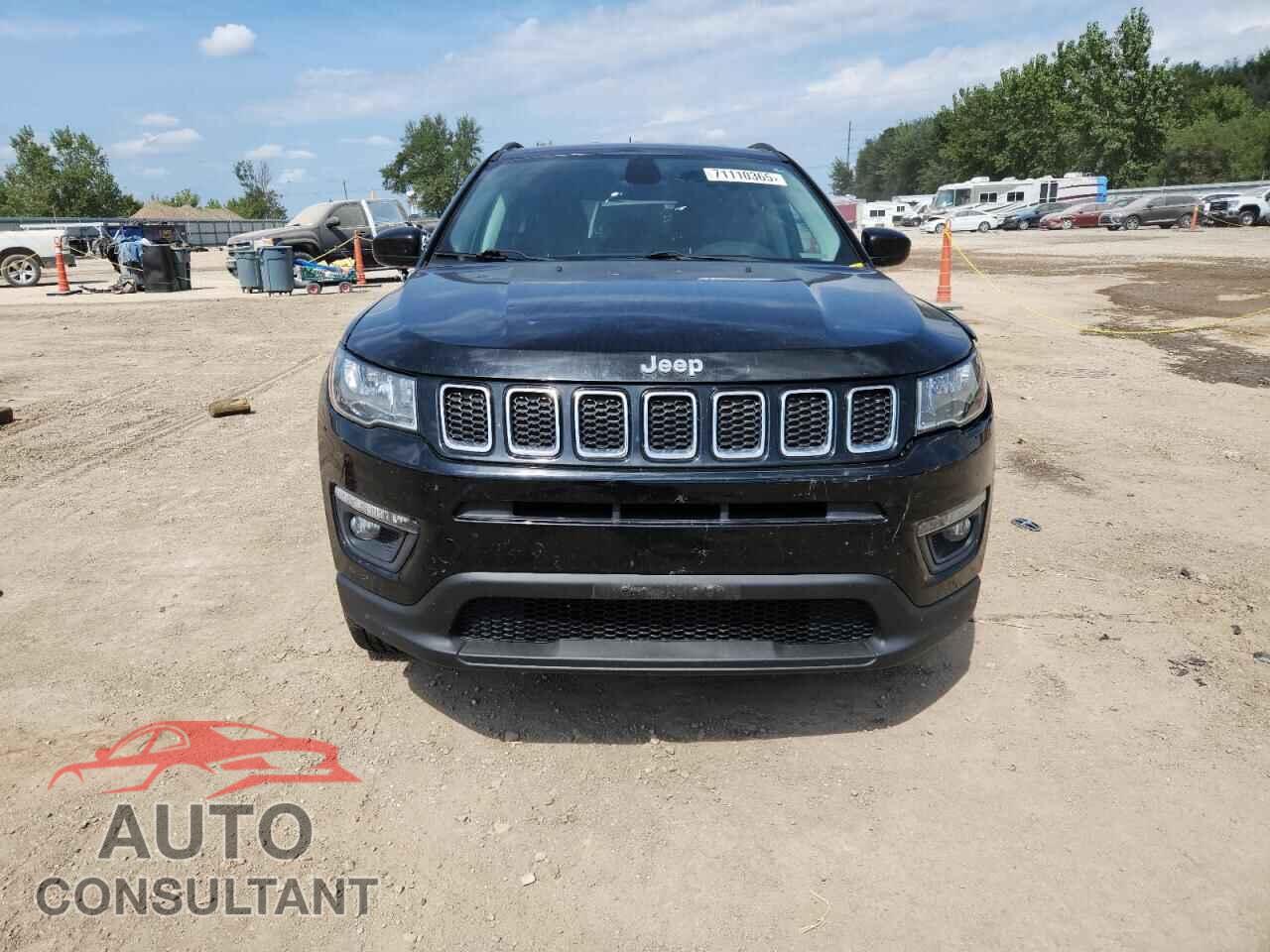 JEEP COMPASS 2018 - 3C4NJDBB4JT155292