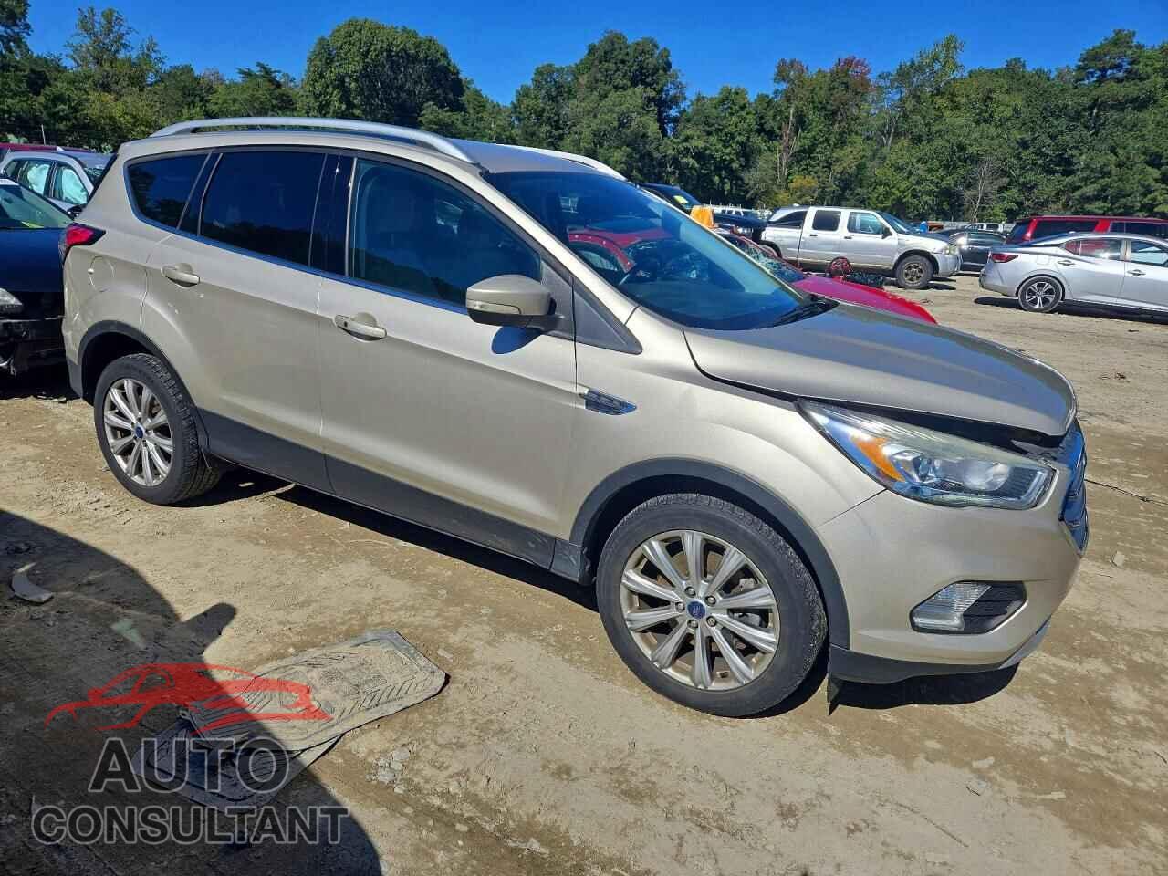 FORD ESCAPE 2017 - 1FMCU9JD1HUE12158