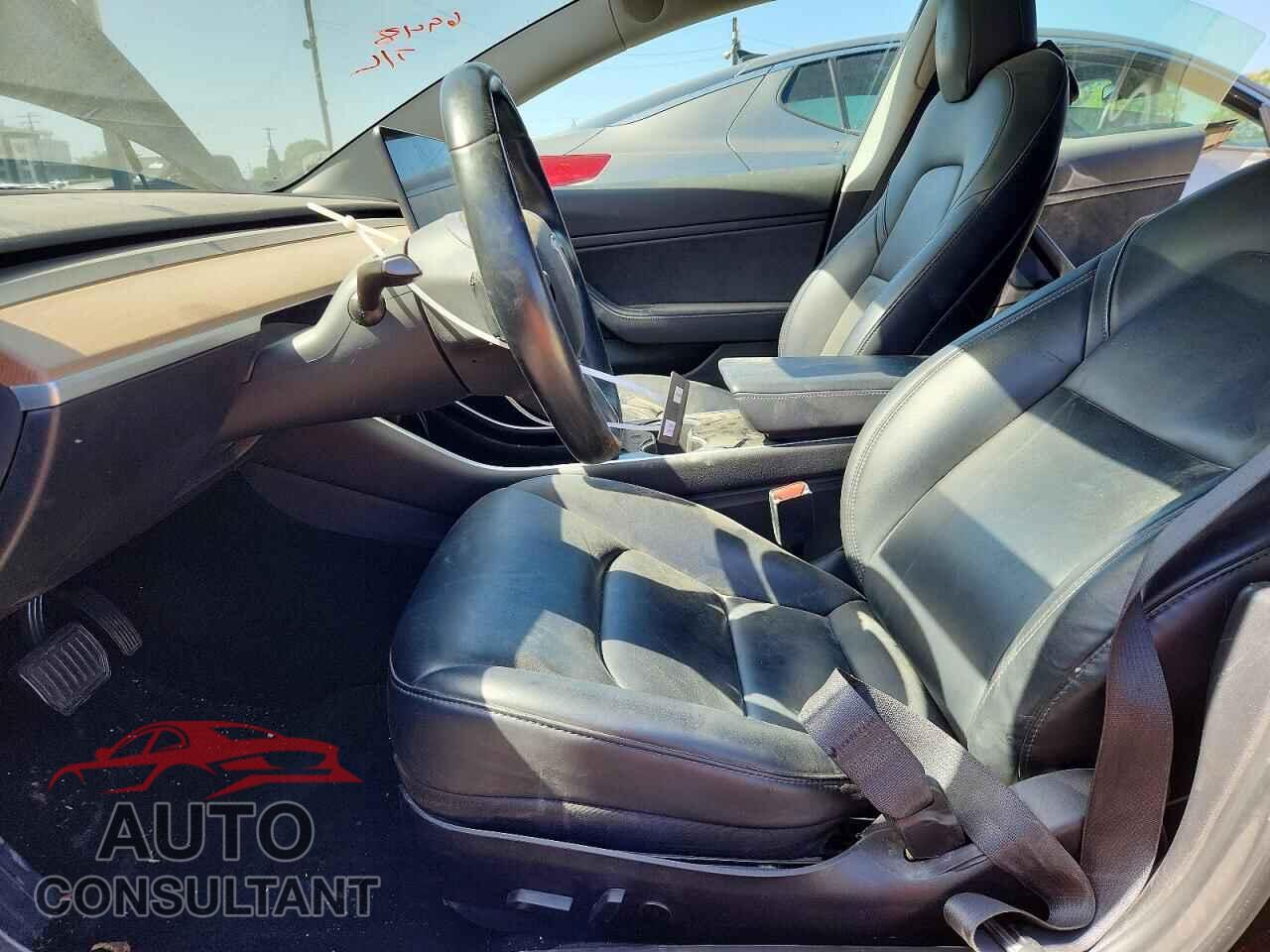 TESLA MODEL 3 2019 - 5YJ3E1EA7KF324525