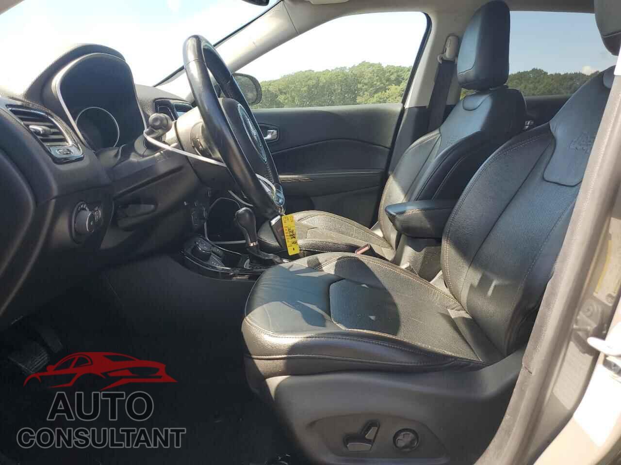 JEEP COMPASS 2021 - 3C4NJDCB9MT604923