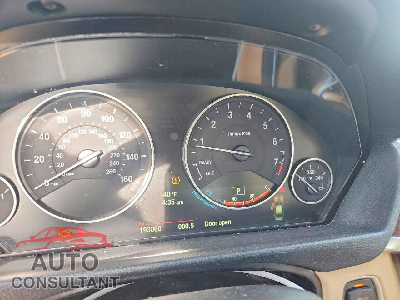 BMW 3 SERIES 2014 - WBA3C1C57EK109548