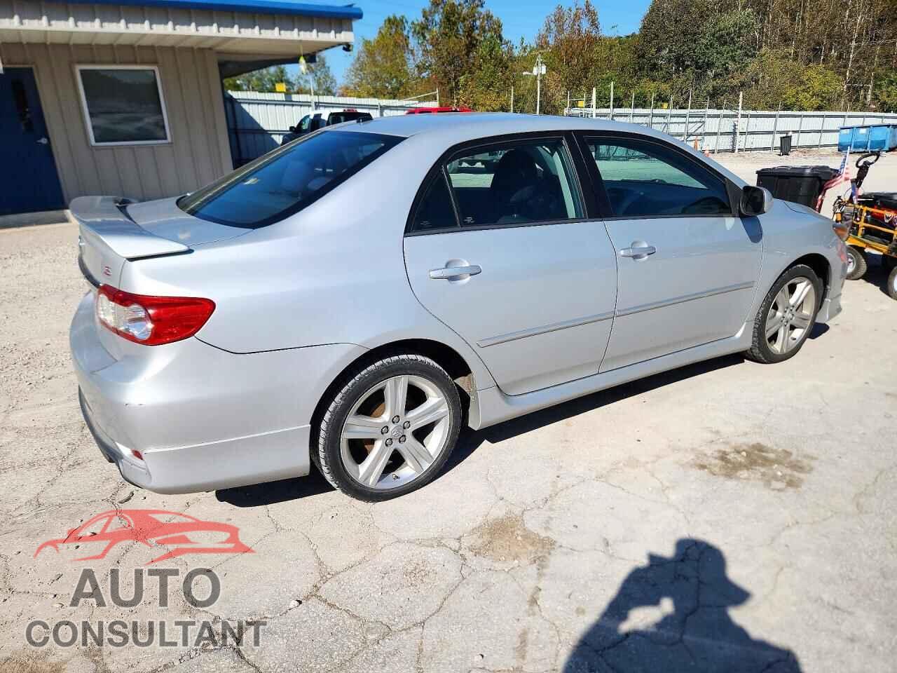 TOYOTA COROLLA 2013 - 2T1BU4EEXDC970281