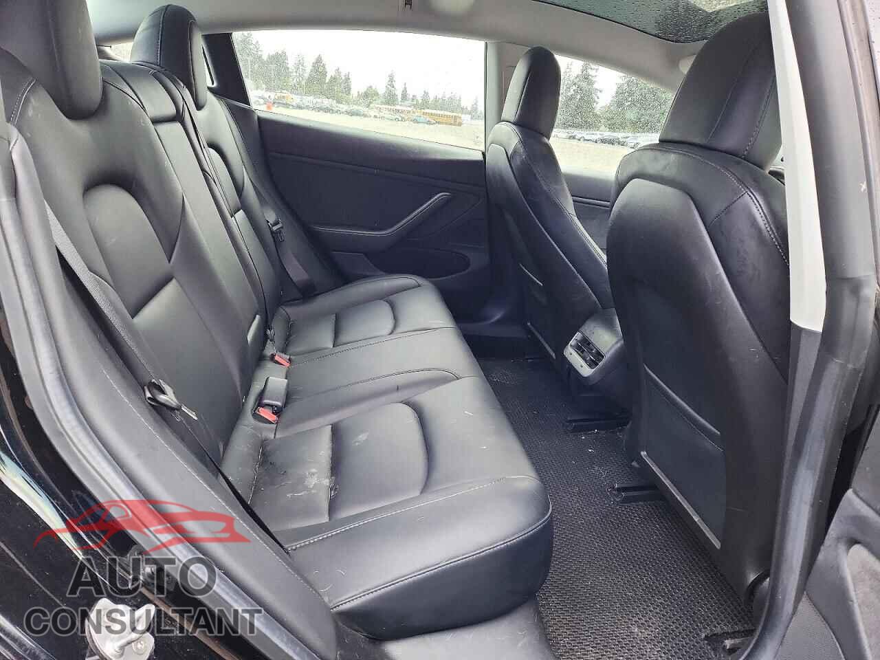 TESLA MODEL 3 2019 - 5YJ3E1EA0KF425728