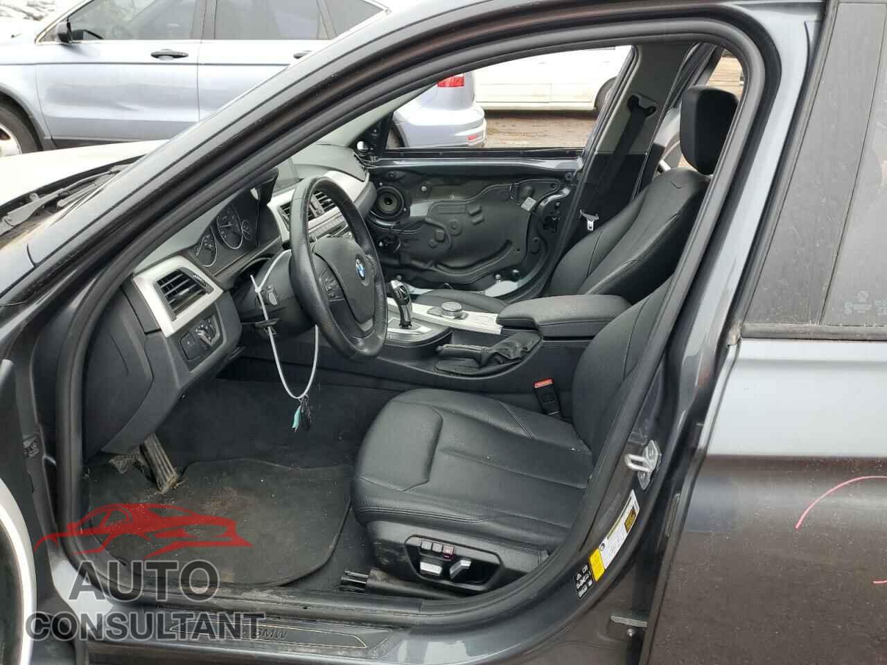 BMW 3 SERIES 2018 - WBA8A3C53JA494985
