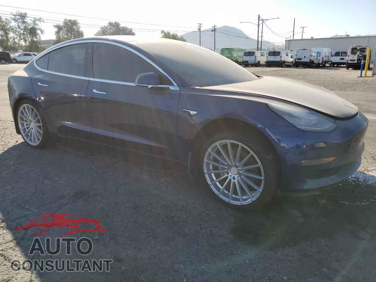 TESLA MODEL 3 2019 - 5YJ3E1EA6KF299360