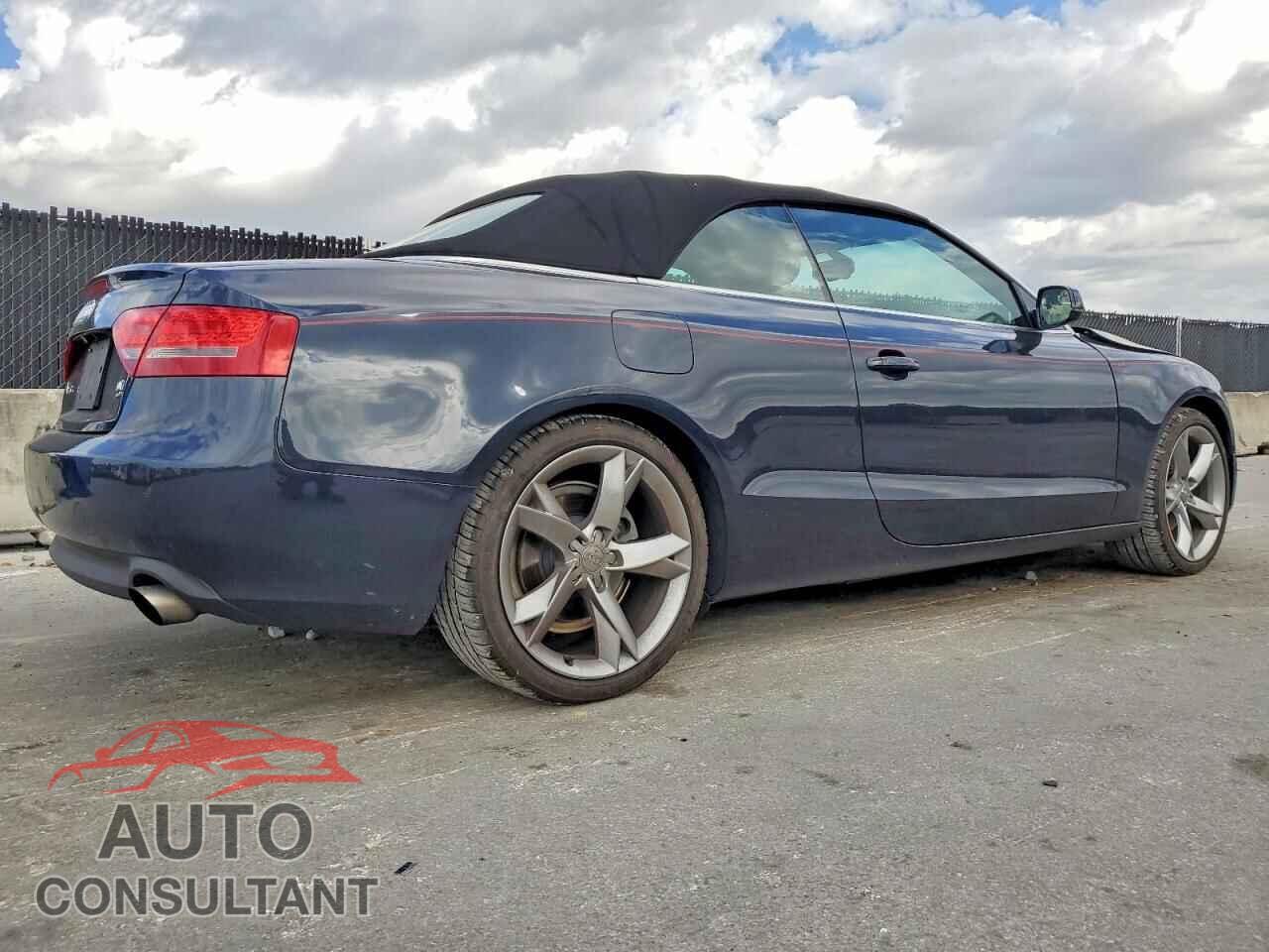 AUDI A5 2012 - WAULFAFH8CN002775