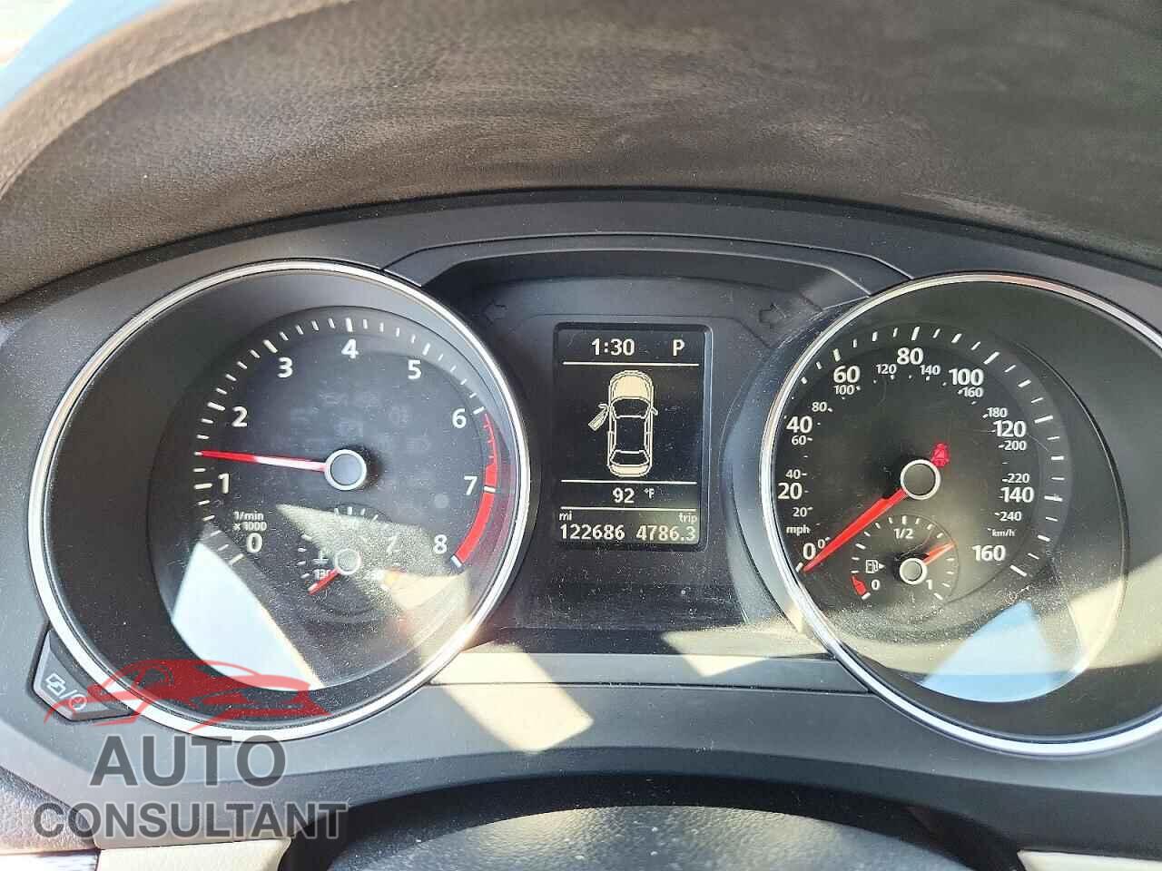 VOLKSWAGEN JETTA 2017 - 3VWDB7AJ2HM355916