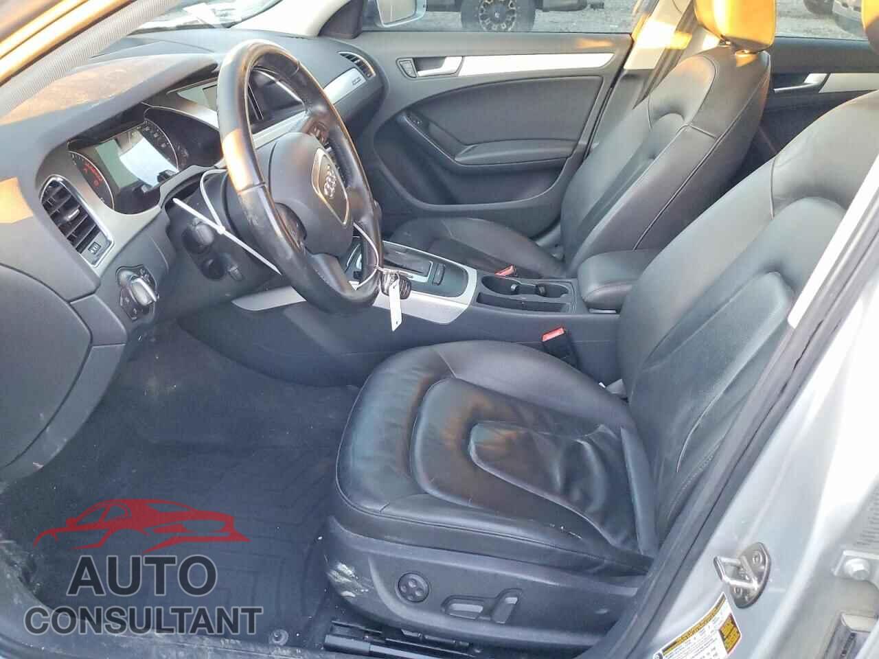 AUDI A4 2009 - WAULF78K79N011603