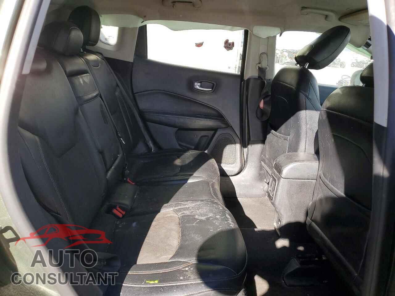 JEEP COMPASS 2017 - 3C4NJDBB7HT692457